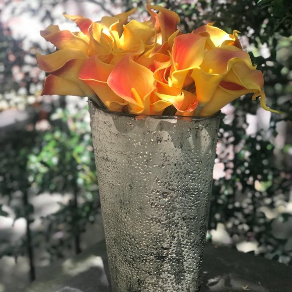Luxe mango (fuego) calla lillies + vase - Picture 3 of 12